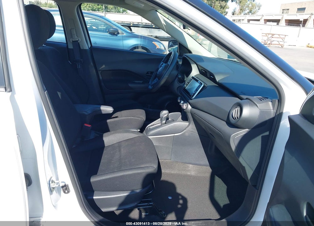 2024 NISSAN KICKS S XTRONIC CVT VIN: 3N1CP5BV5RL569637
