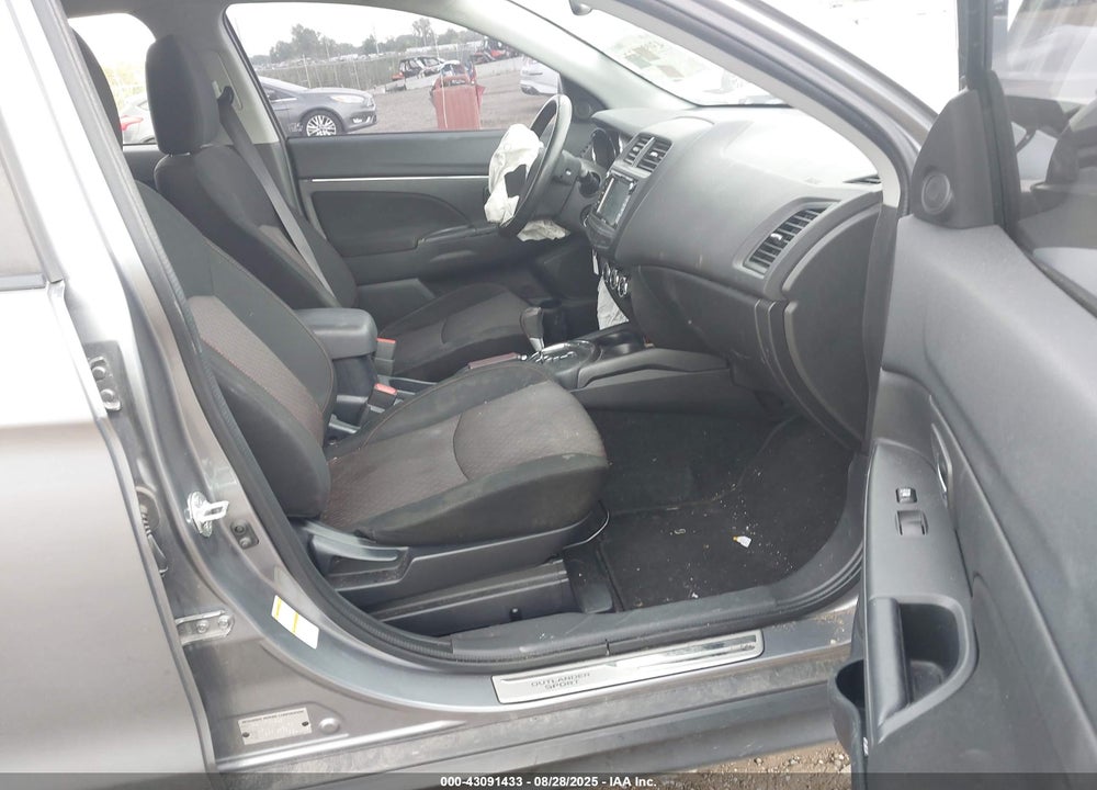 2017 MITSUBISHI OUTLANDER SPORT VIN: JA4AR3AU5HZ045126