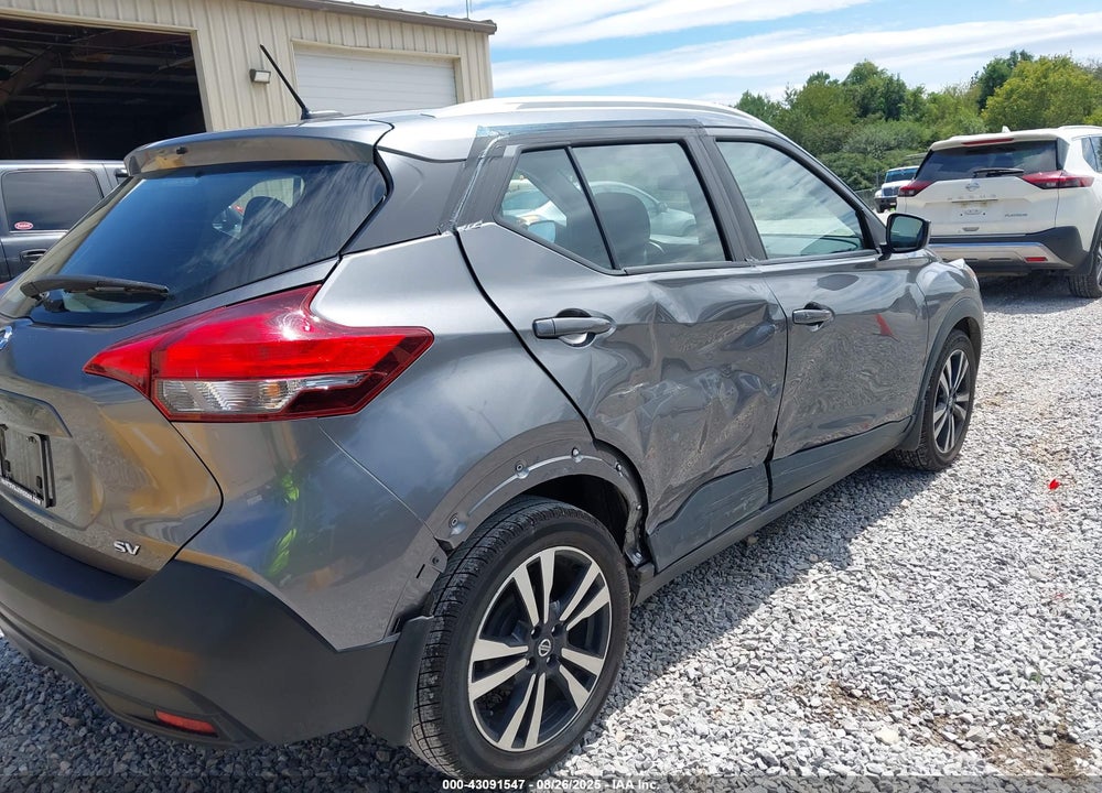 2018 NISSAN KICKS VIN: 3N1CP5CU4JL546666
