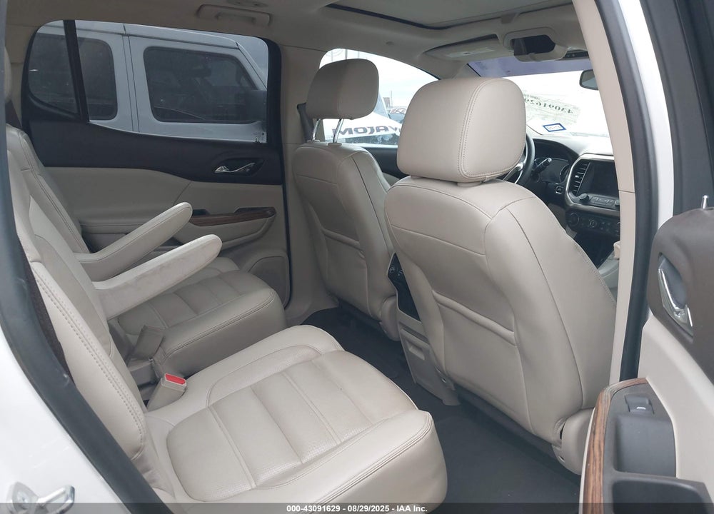 2017 GMC ACADIA VIN: 1GKKNPLS3HZ121505