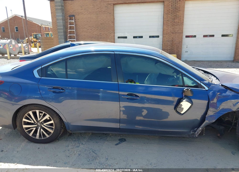 2019 SUBARU LEGACY 2.5I PREMIUM VIN: 4S3BNAF69K3040445