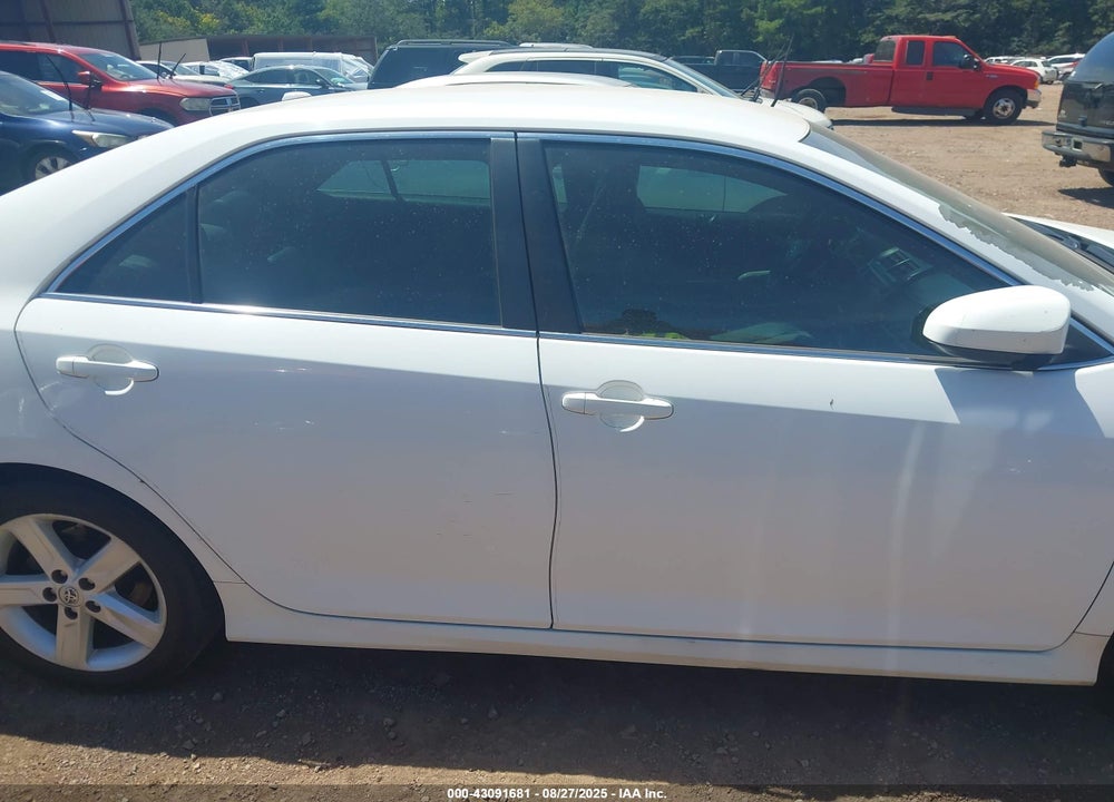 2014 TOYOTA CAMRY VIN: 4T1BF1FK3EU444667