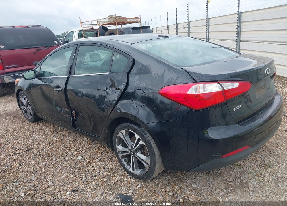 2016 KIA FORTE VIN: KNAFZ4A8XG5547444