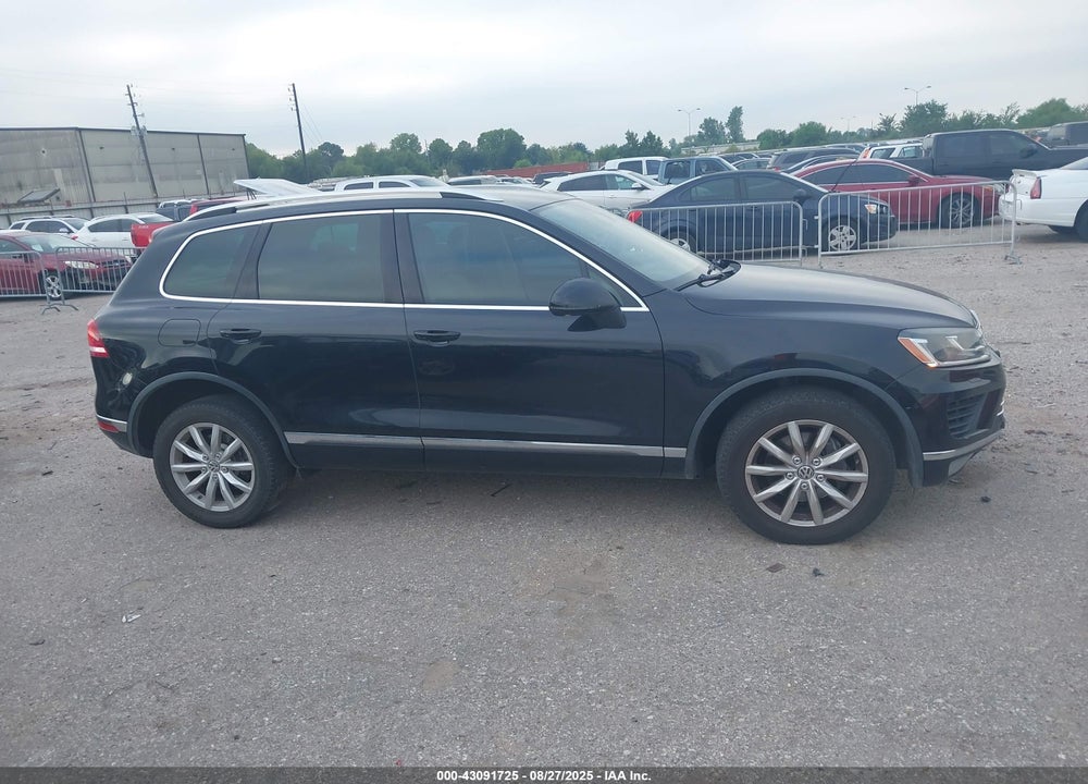 2016 VOLKSWAGEN TOUAREG VR6 SPORT VIN: WVGEF9BP9GD005277