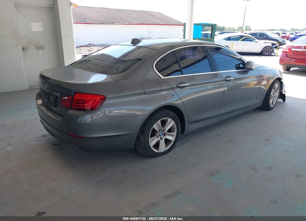2013 BMW 5 SERIES VIN: WBAXH5C58DD112374