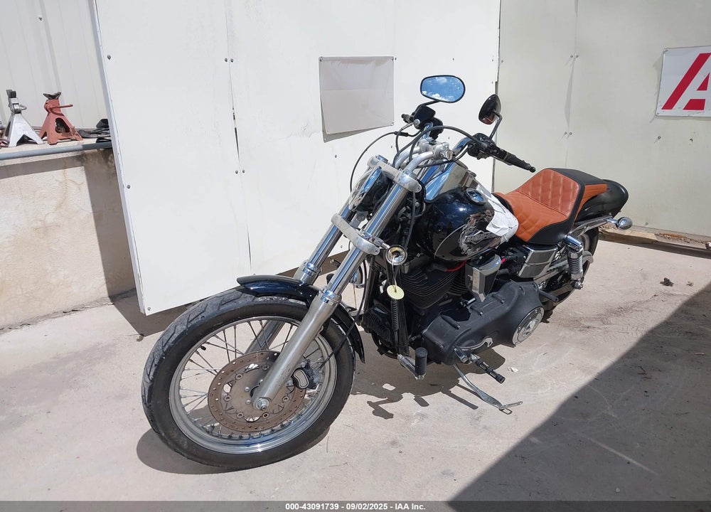 2013 HARLEY-DAVIDSON FXDC DYNA SUPER GLIDE VIN: 1HD1GV412DC325963