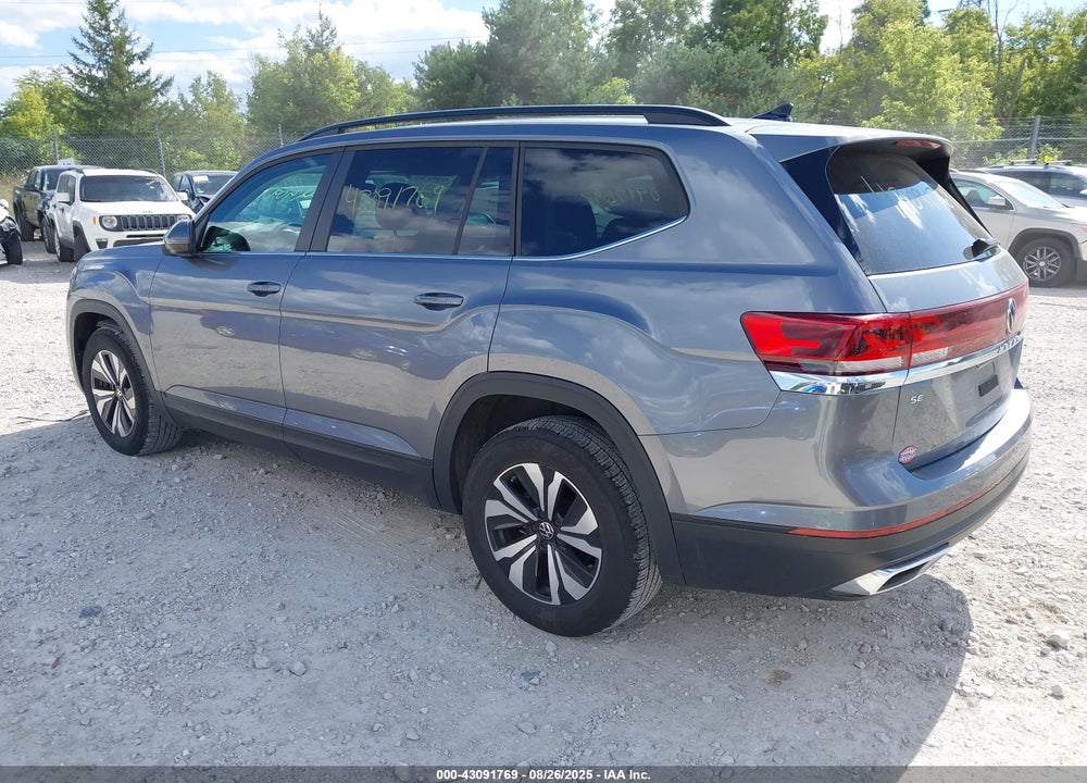 2024 VOLKSWAGEN ATLAS VIN: 1V2LR2CA1RC571073
