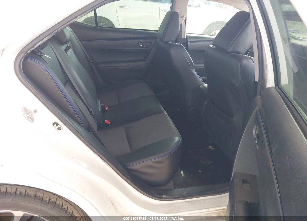 2019 TOYOTA COROLLA SE VIN: 5YFBURHE8KP856530