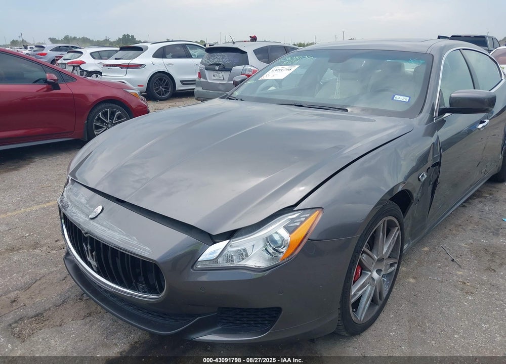 2015 MASERATI QUATTROPORTE VIN: ZAM56RRA7F1135415