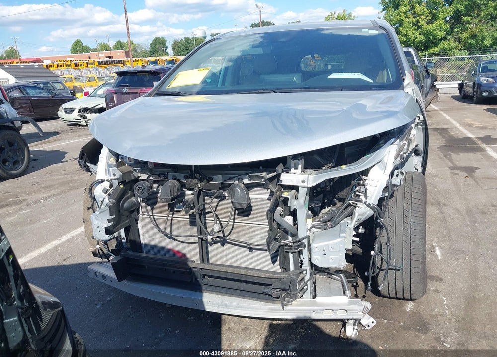 2023 TOYOTA SIENNA XLE VIN: 5TDYRKECXPS175807