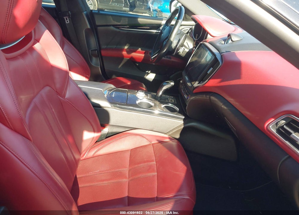 2019 MASERATI GHIBLI VIN: ZAM57YSS1K1339566