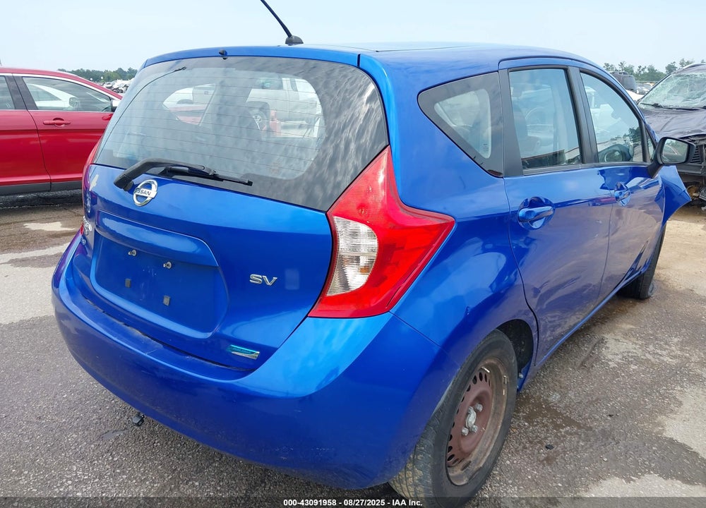 2015 NISSAN VERSA NOTE VIN: 3N1CE2CP7FL402468