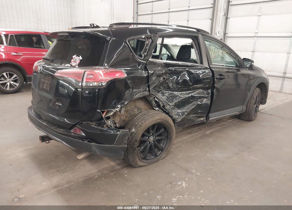 2018 TOYOTA RAV4 VIN: 2T3RFREV3JW787862