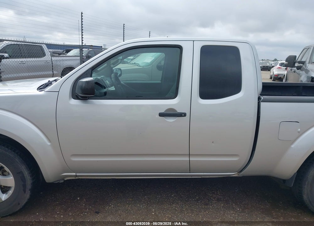 2013 NISSAN FRONTIER VIN: 1N6BD0CT3DN742515