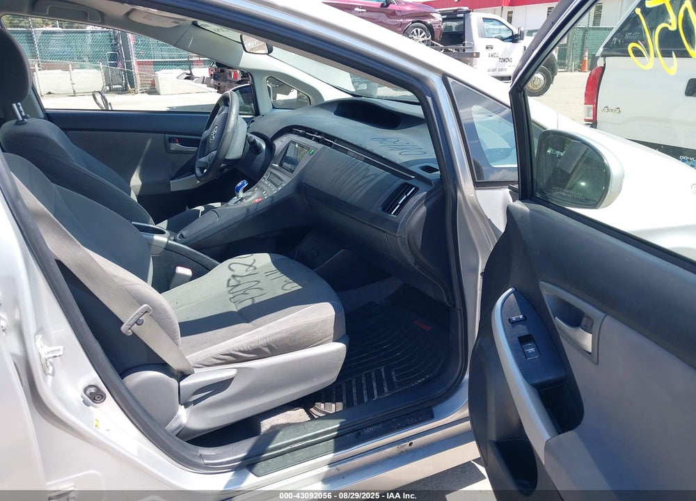 2013 TOYOTA PRIUS VIN: JTDKN3DU6D0345967