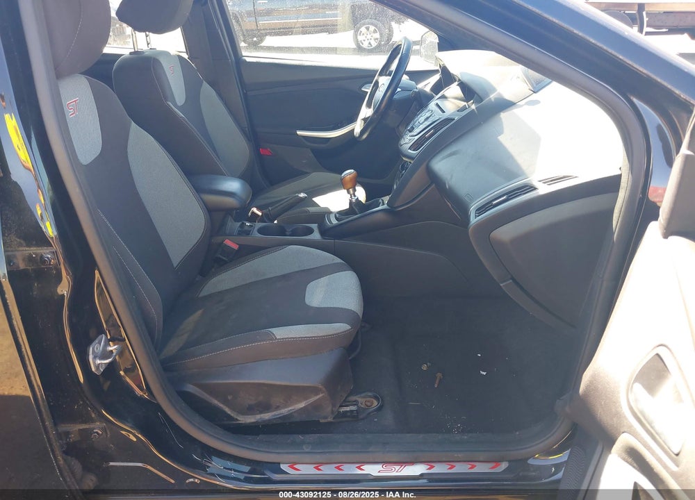 2014 FORD FOCUS ST VIN: 1FADP3L99EL370058