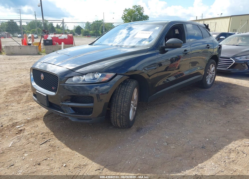 2017 JAGUAR F-PACE VIN: SADCK2BV3HA056035
