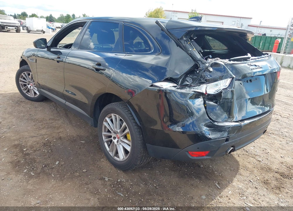 2017 JAGUAR F-PACE VIN: SADCK2BV3HA056035