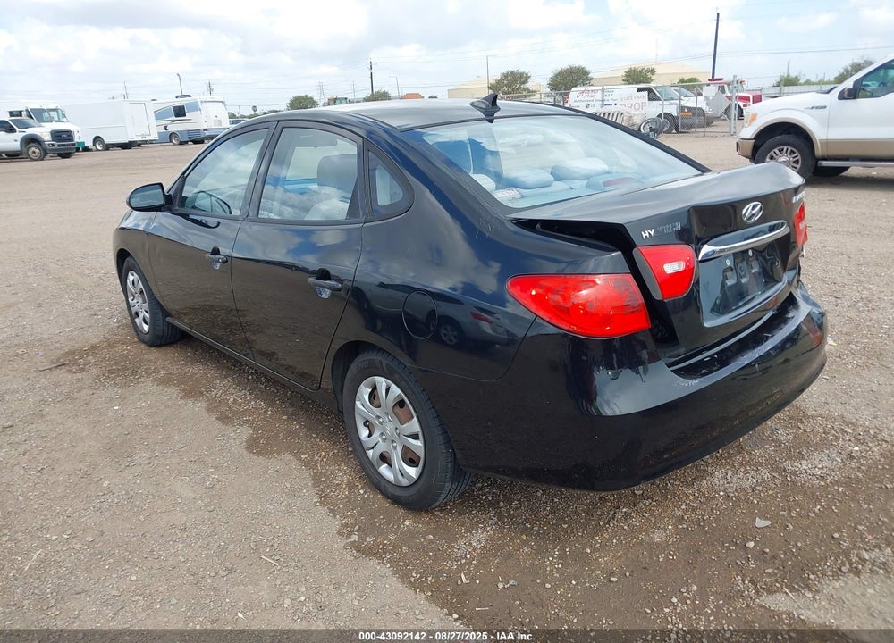 2010 HYUNDAI ELANTRA VIN: KMHDU4AD7AU207117