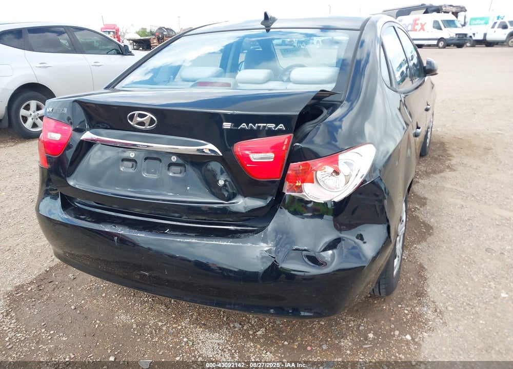2010 HYUNDAI ELANTRA VIN: KMHDU4AD7AU207117