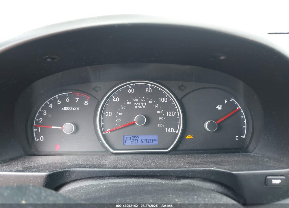 2010 HYUNDAI ELANTRA VIN: KMHDU4AD7AU207117
