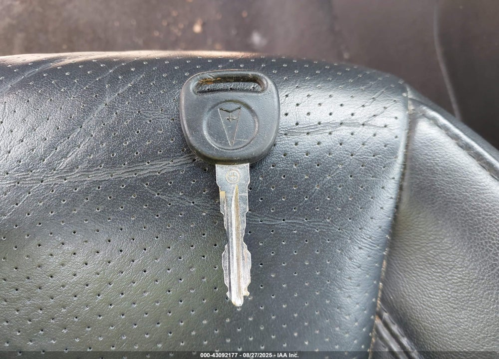 2008 PONTIAC G6 VIN: 1G2ZH57NX84117110
