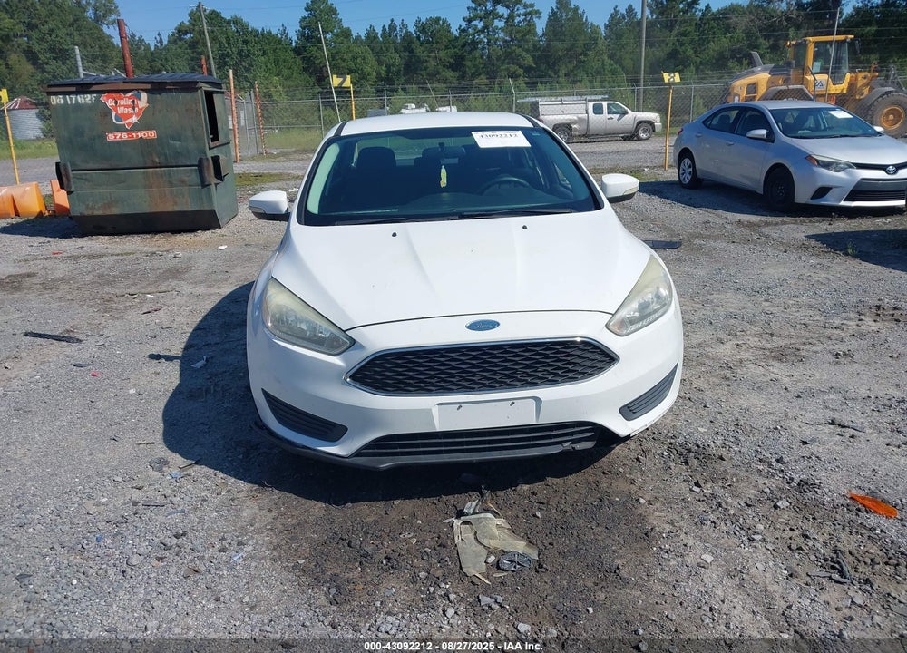 2016 FORD FOCUS VIN: 1FADP3F2XGL236838