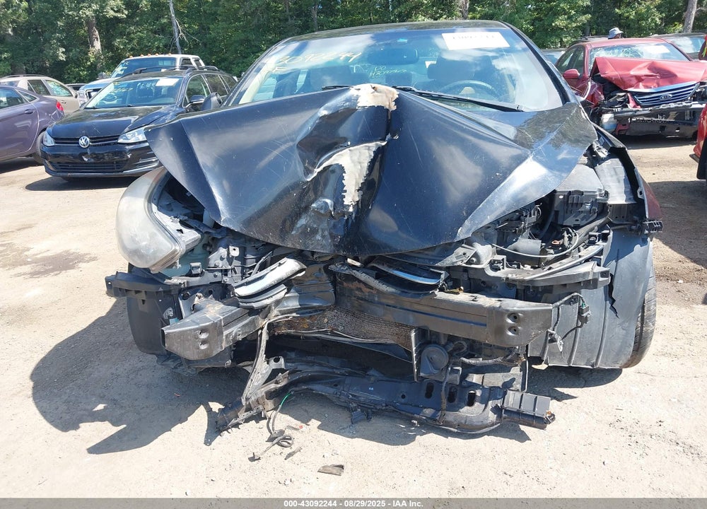 2012 HYUNDAI ELANTRA VIN: KMHDH4AE1CU228691