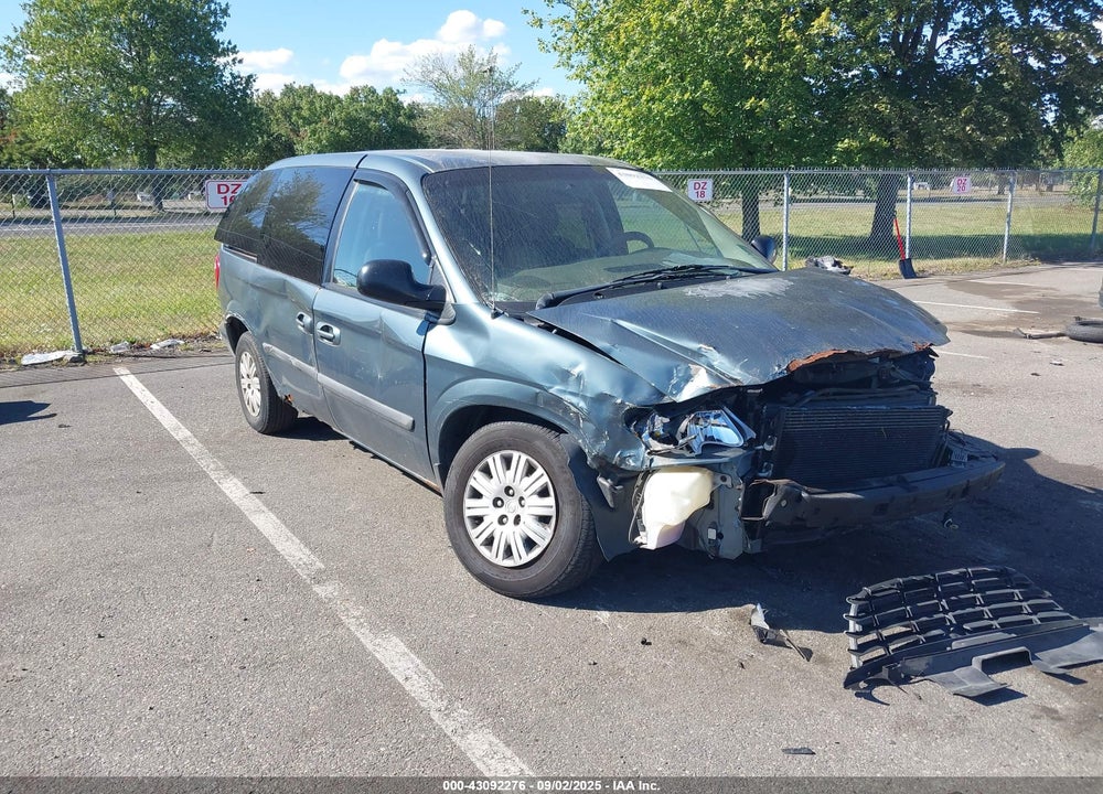 2005 CHRYSLER TOWN & COUNTRY VIN: 1C4GP45R55B392901