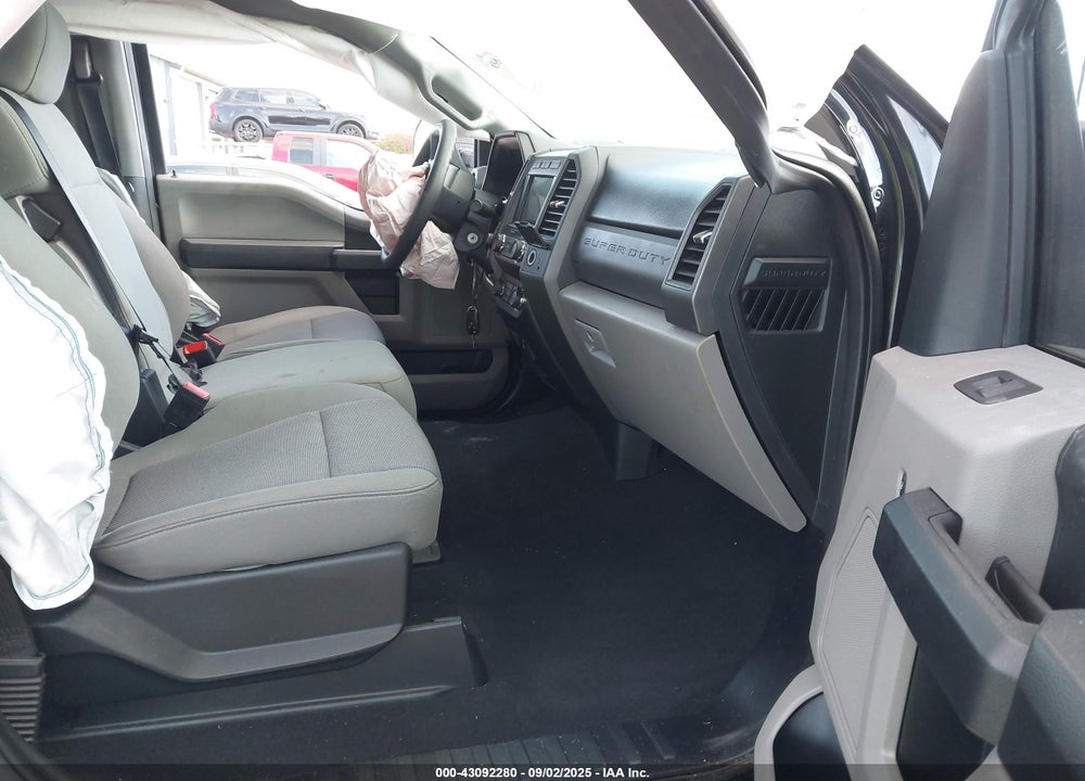 2020 FORD F-450 XL VIN: 1FT8W4DT4LEE36015