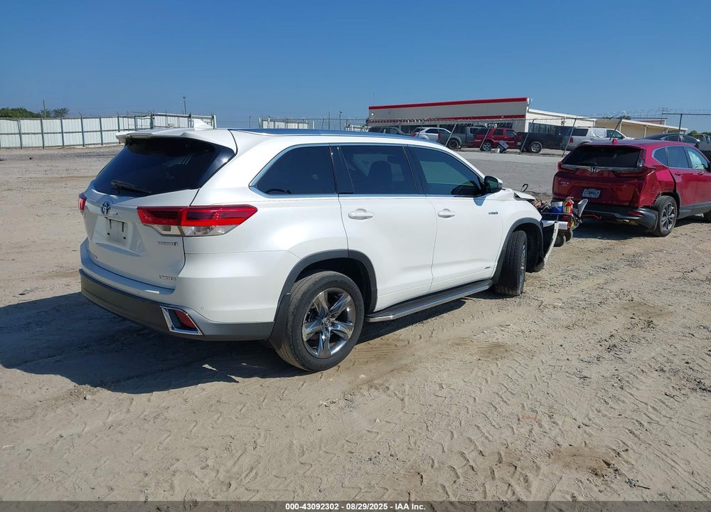 2018 TOYOTA HIGHLANDER HYBRID LIMITED PLATINUM VIN: 5TDDGRFH2JS041789