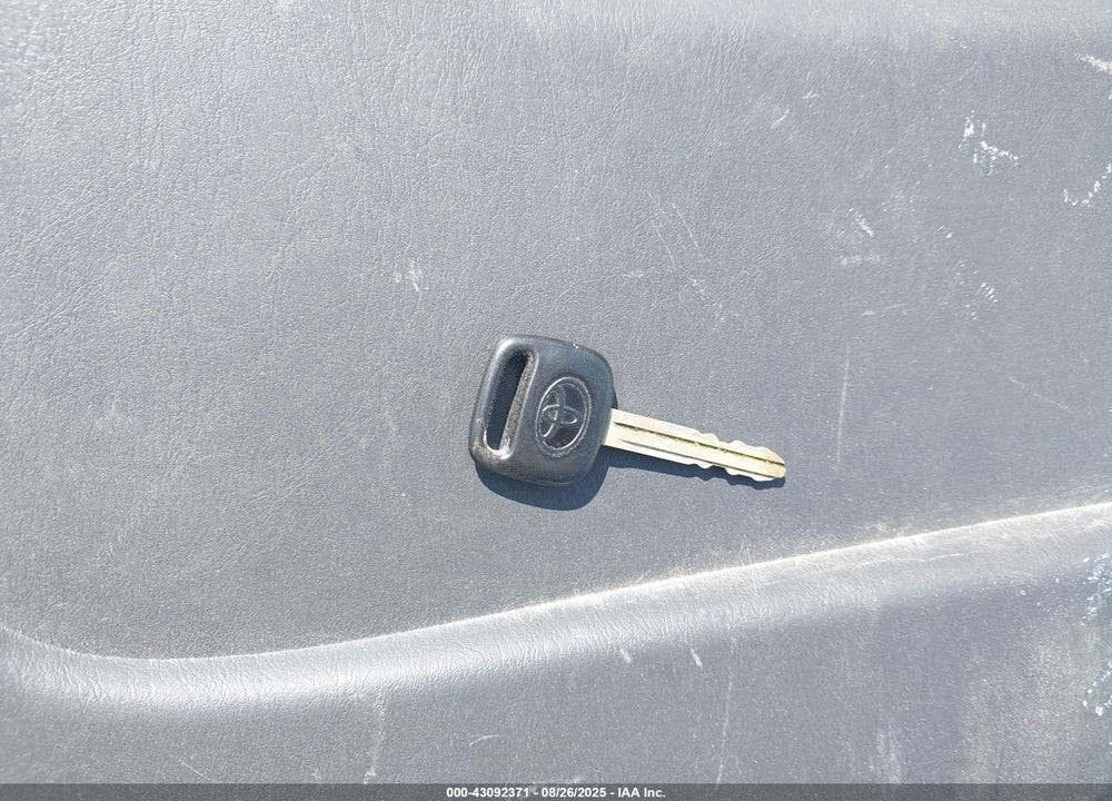 2002 TOYOTA RAV4 VIN: JTEGH20V920064888
