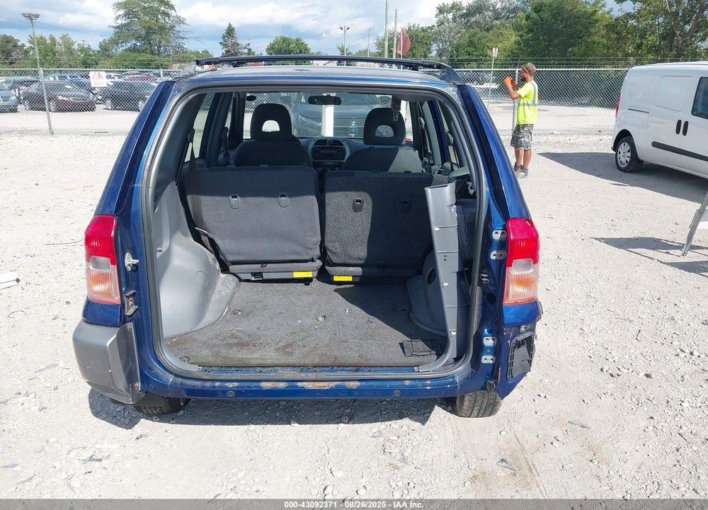2002 TOYOTA RAV4 VIN: JTEGH20V920064888