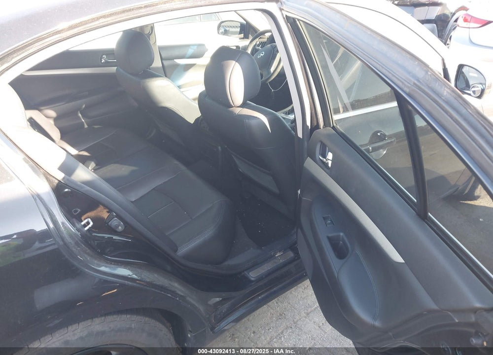 2008 INFINITI G35X VIN: JNKBV61F08M277637