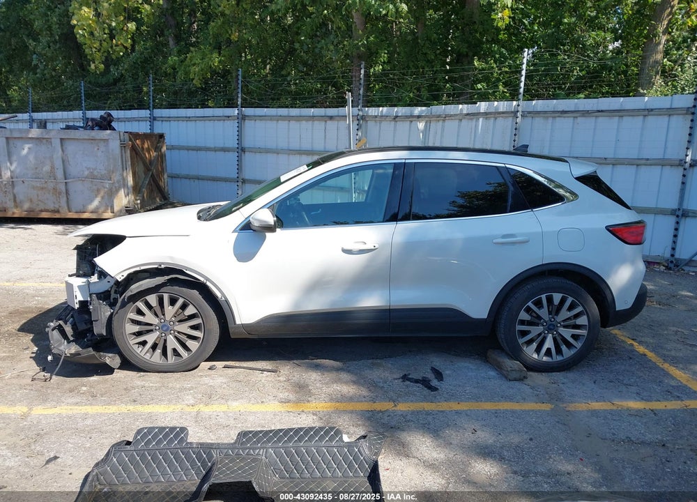 2020 FORD ESCAPE TITANIUM VIN: 1FMCU9J97LUB15089