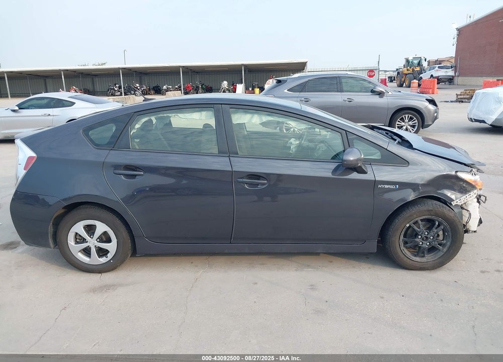 2015 TOYOTA PRIUS VIN: JTDKN3DU5F0484300
