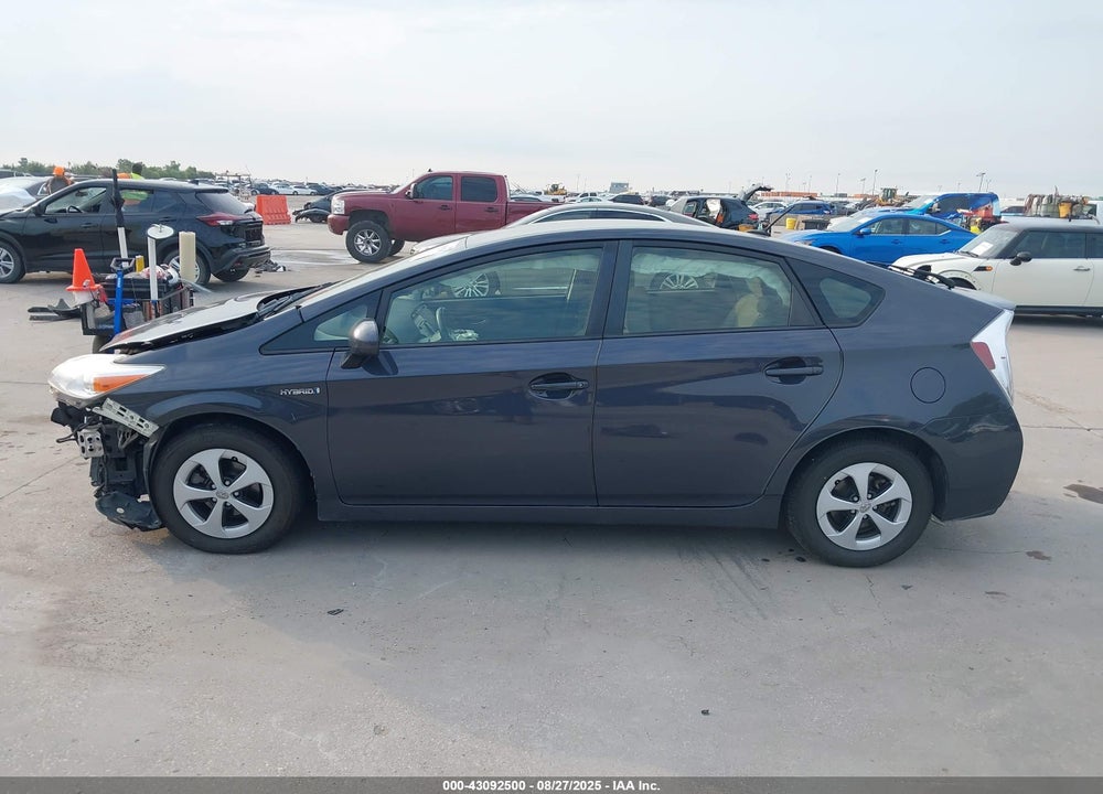 2015 TOYOTA PRIUS VIN: JTDKN3DU5F0484300