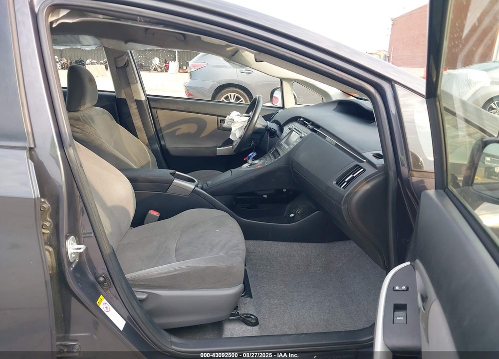 2015 TOYOTA PRIUS VIN: JTDKN3DU5F0484300