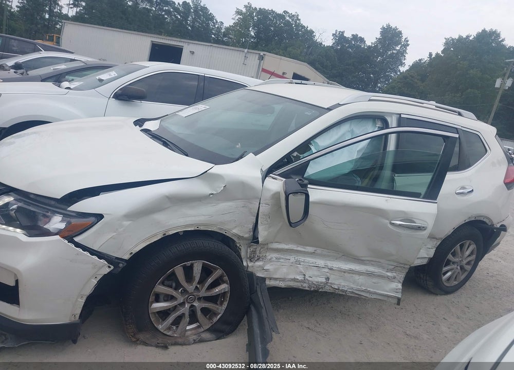 2017 NISSAN ROGUE SV VIN: KNMAT2MT1HP533389