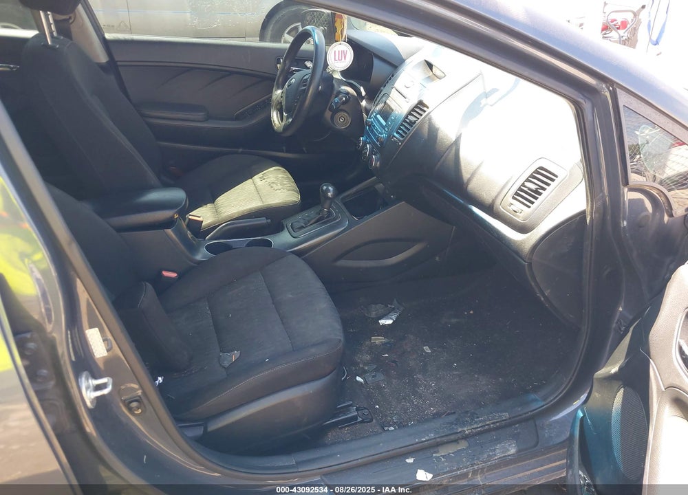 2016 KIA FORTE VIN: KNAFK4A68G5537840