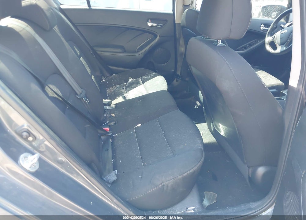2016 KIA FORTE VIN: KNAFK4A68G5537840