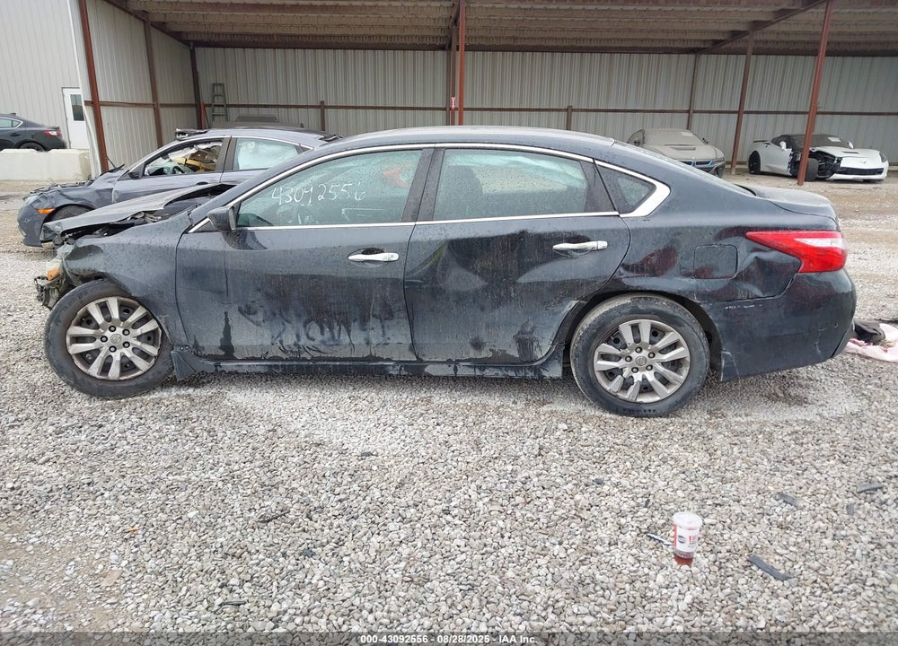 2017 NISSAN ALTIMA VIN: 1N4AL3AP4HN324498