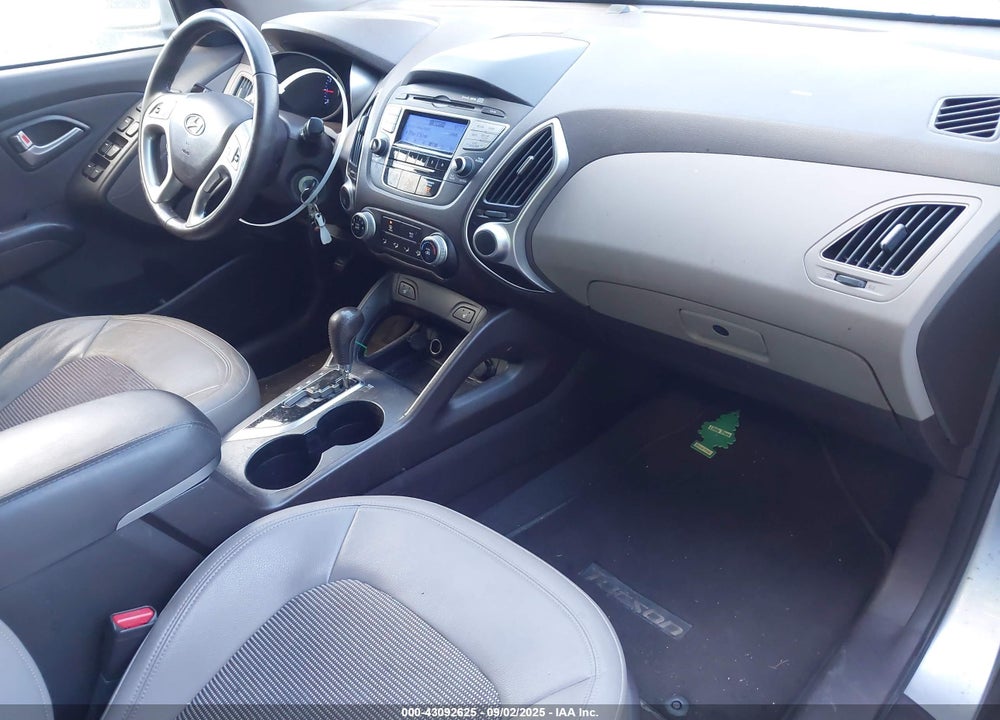 2012 HYUNDAI TUCSON GLS VIN: KM8JUCAC6CU346016