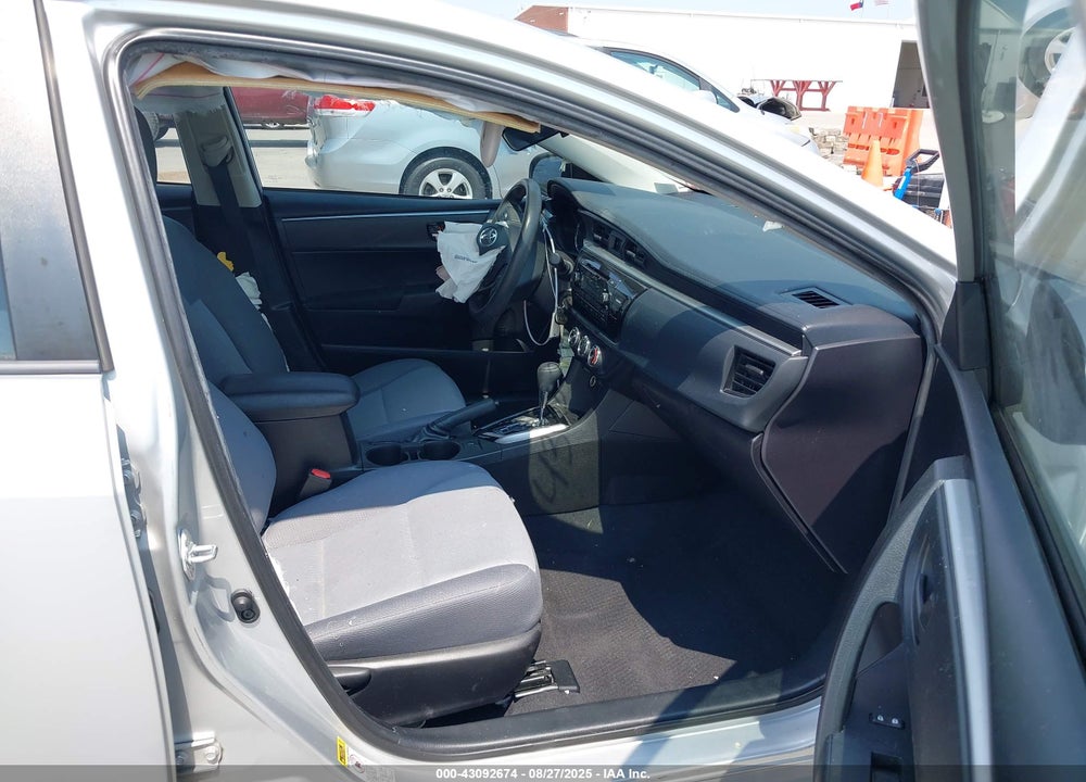 2015 TOYOTA COROLLA VIN: 5YFBURHE4FP306666