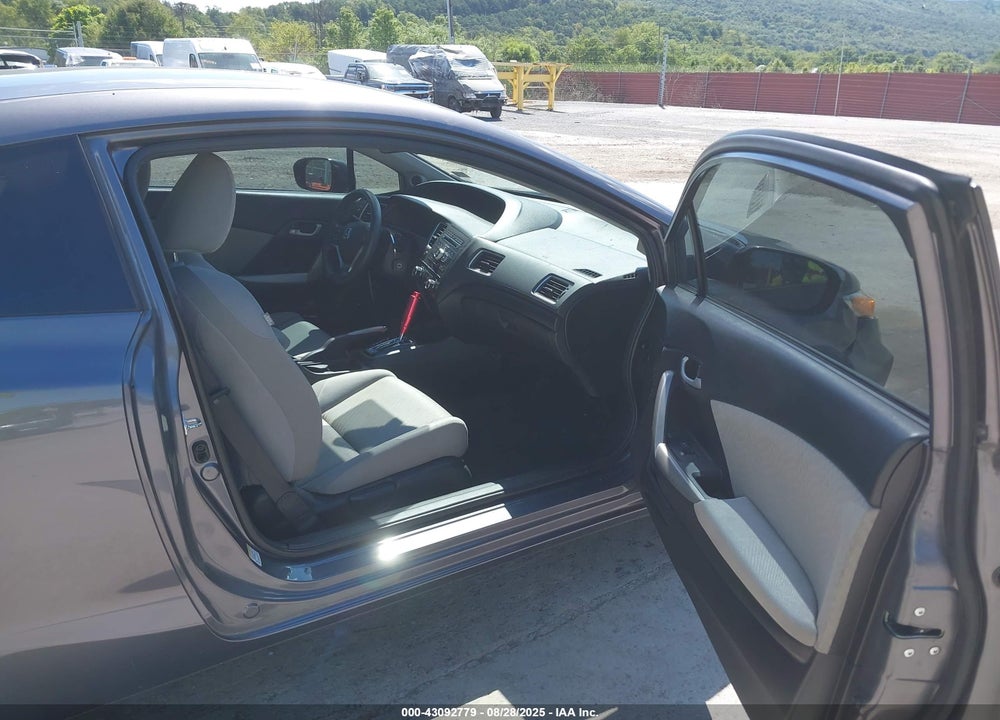 2015 HONDA CIVIC VIN: 2HGFG3B55FH516974