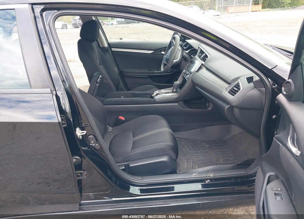 2017 HONDA CIVIC VIN: 19XFC1F3XHE207930