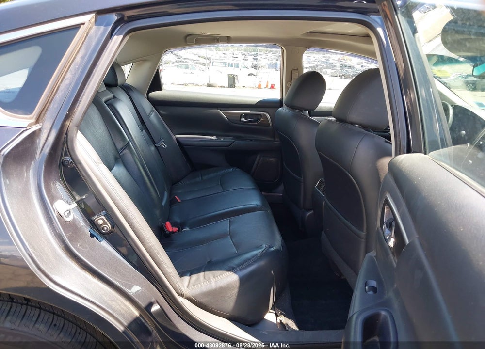 2015 NISSAN ALTIMA VIN: 1N4AL3AP2FC250989