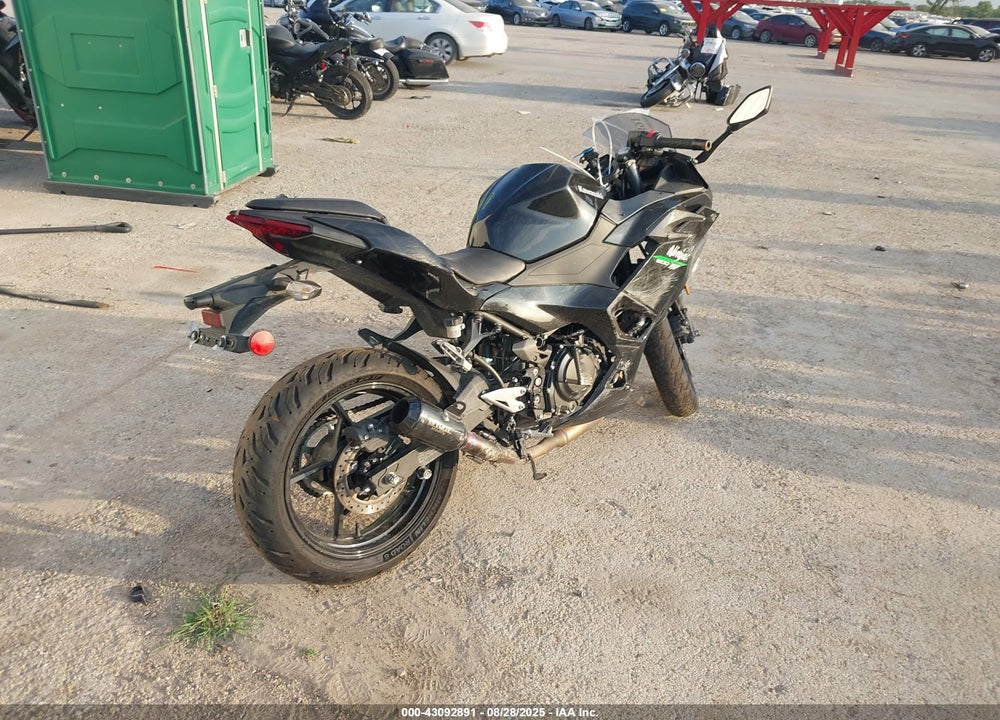 2024 KAWASAKI EX500 H VIN: ML5EXGH19RDA06518