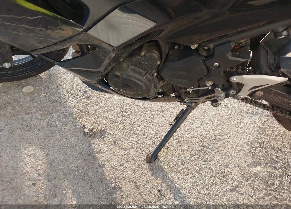 2024 KAWASAKI EX500 H VIN: ML5EXGH19RDA06518