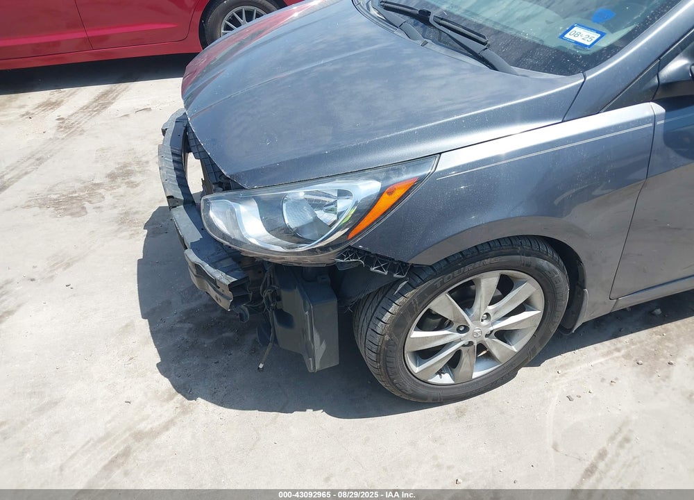 2013 HYUNDAI ACCENT VIN: KMHCU4AE2DU312107
